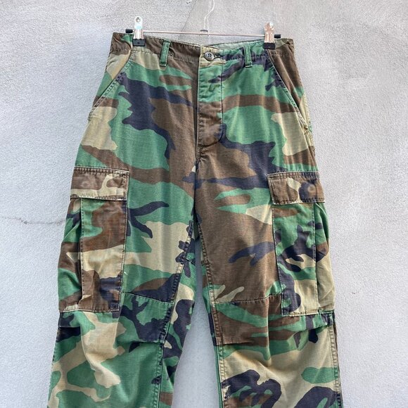 80s Military Woodland Camouflage Cargo Pants - Picture 3 of 9